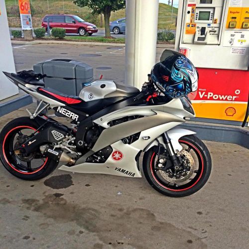 Seat cover skin yamaha yzfr6 r6 08 09 10 11 12 black/red sides