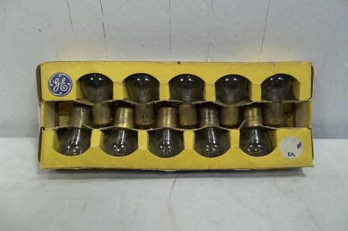 Vintage nip lot of 10 general electric auto lamps #1076 12 volt 32c miniature