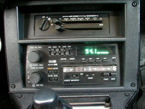Gm delco camaro iroc z 28 5 band eq cassette radio gmc syclone 84 85 86 87 88