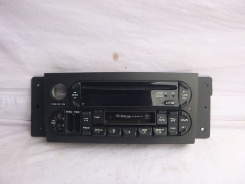 04-08 chrysler pacifica radio cd cassette face plate p05094468ac 61562