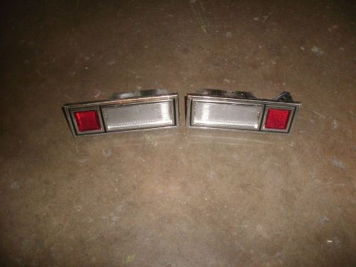 Pair 1980-88 lincoln town car inside front door lights