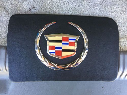 Cadillac emblem