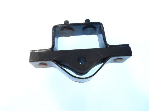 Jaguar xj6 1973-1976 &amp; xjs 1977-1987 nos factory rear muffler mount  c30115