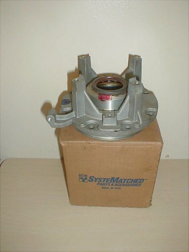 Nos new oem johnson evinrude omc top crankcase bearing carrier housing 331858