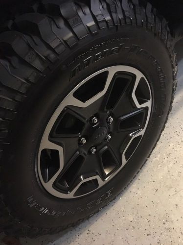 Jeep tires and wheels listing