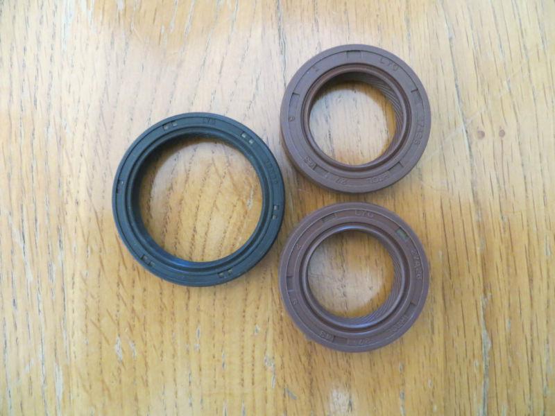 Purchase Honda / Acura B18A B18B 19902001 Front Crank Seal & Cam Seals (2) in Dixon, Iowa, US