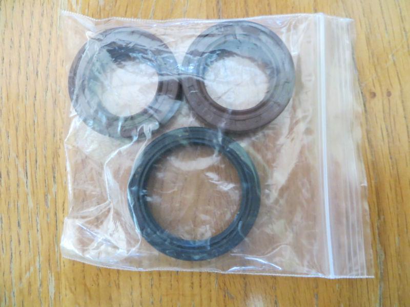 Purchase Honda / Acura B18A B18B 19902001 Front Crank Seal & Cam Seals (2) in Dixon, Iowa, US