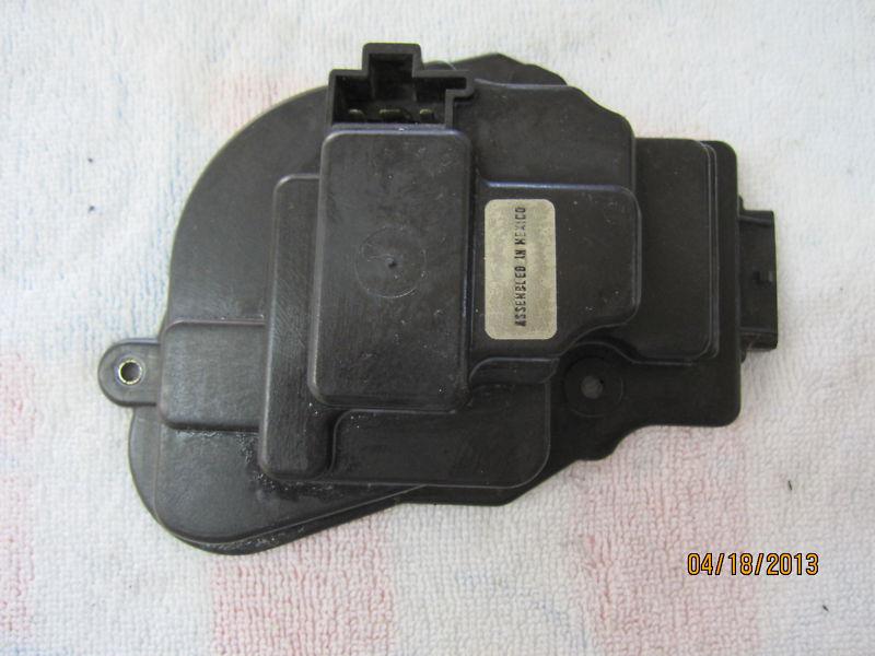 Purchase Corvette Crossfire TPI C4 Windshield wiper motor cover 8485