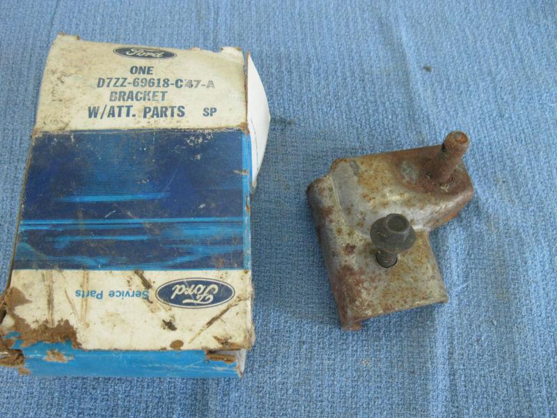 1977 ford mustang seat hinge repair nos  1013