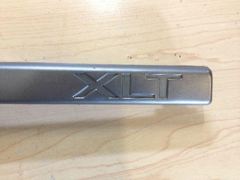 1992-1996 ford bronco f-150 -  250 -350 dash trim