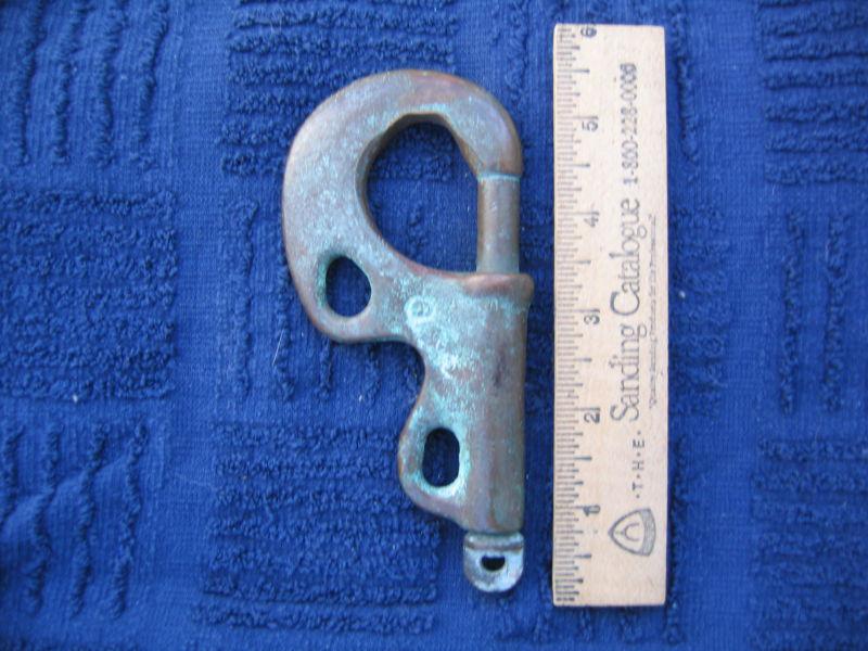 Bronze  jib hank size 6 well worn perfect for paper weight 