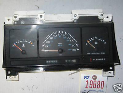 Dodge 93 caravan instrument cluster/gauges 1993 147k gauge speedometer