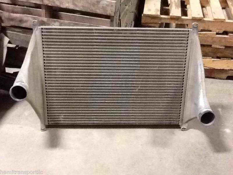 Купить Решетку Радиатора На Фредлайнер Коламбия