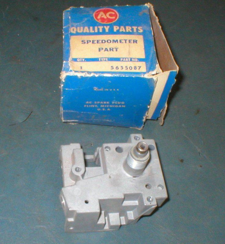 Purchase GM / Chevrolet Speedometer Gear Assembly 5655087 NOS in