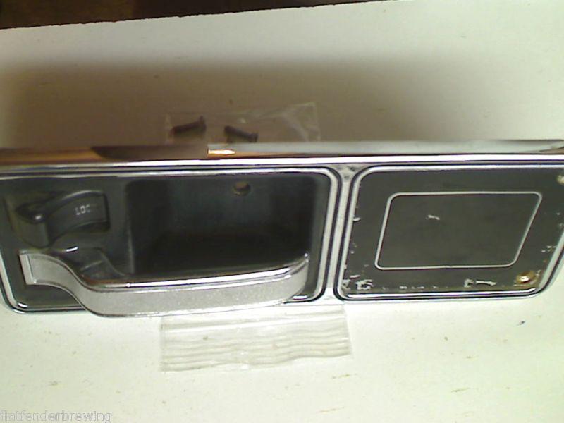 Purchase Jeep Wagoneer XJ DOOR HANDLE LATCH cherokee rear driver lock