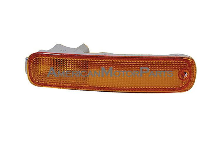 Passenger side replacement bumper park turn signal light 95-96 mazda protege 323