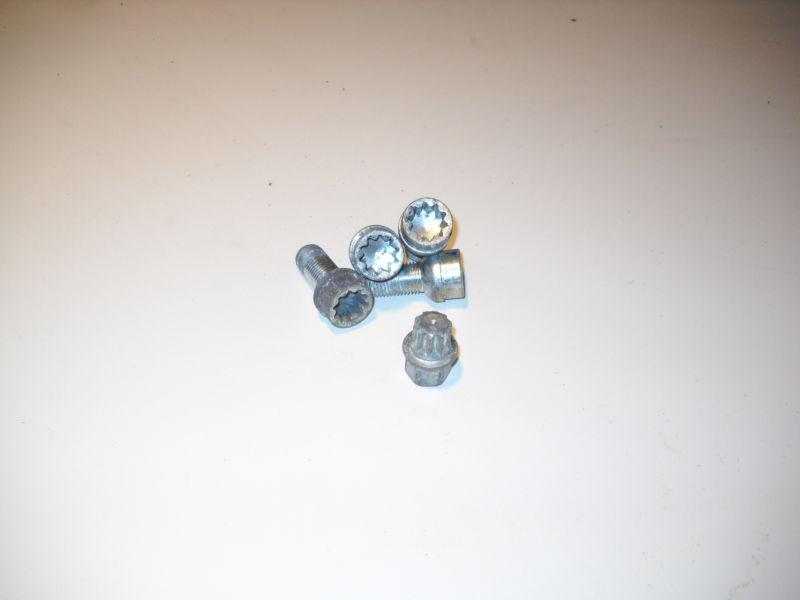 Purchase VW Jetta Golf Anti Theft Lugs w/Key Mk4 MK5 MK6 Used in