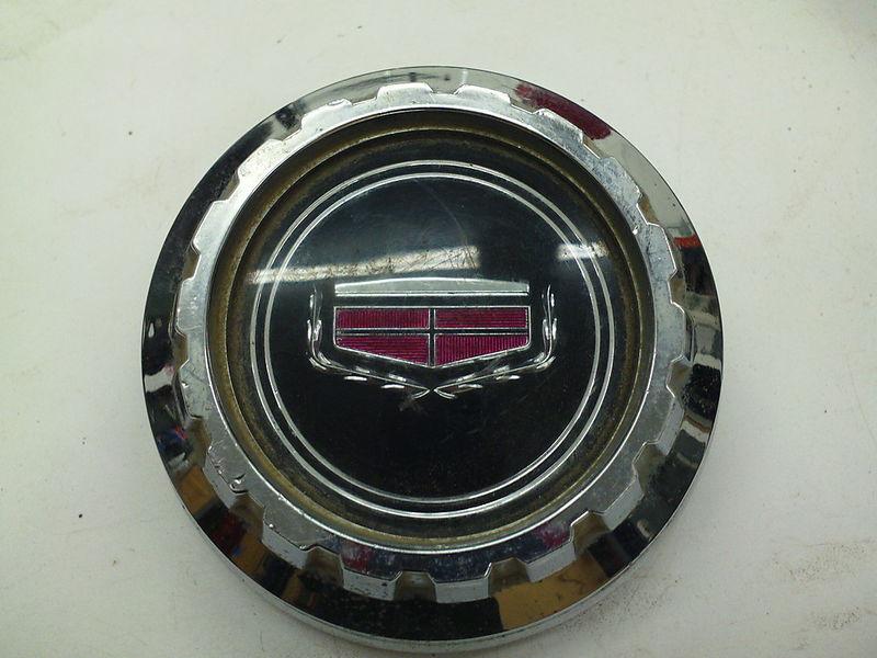 Ford chrome factory gas cap with emblem
