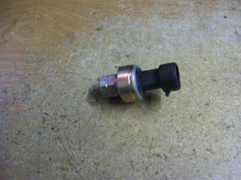 New gm a/c sensor high pressure oem 22571286