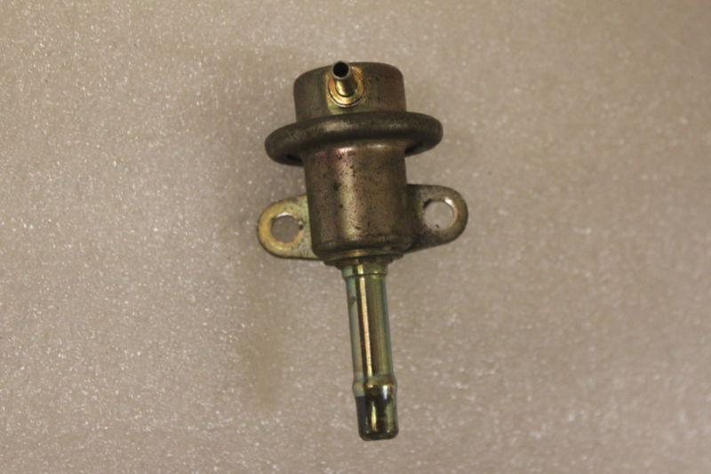 95 - 98 subaru legacy fuel pressure regulator  99 2.5l
