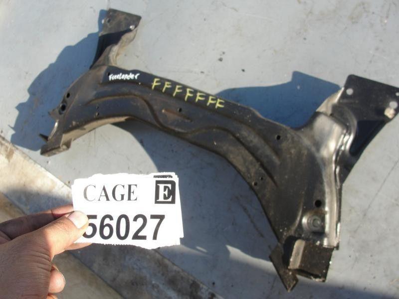 FREELANDER FRONT SUSPENSION CRADLE SUB FRAME CRADLE SUPPORT CROSS MEMBER ENGINE, US $249.99, image 2