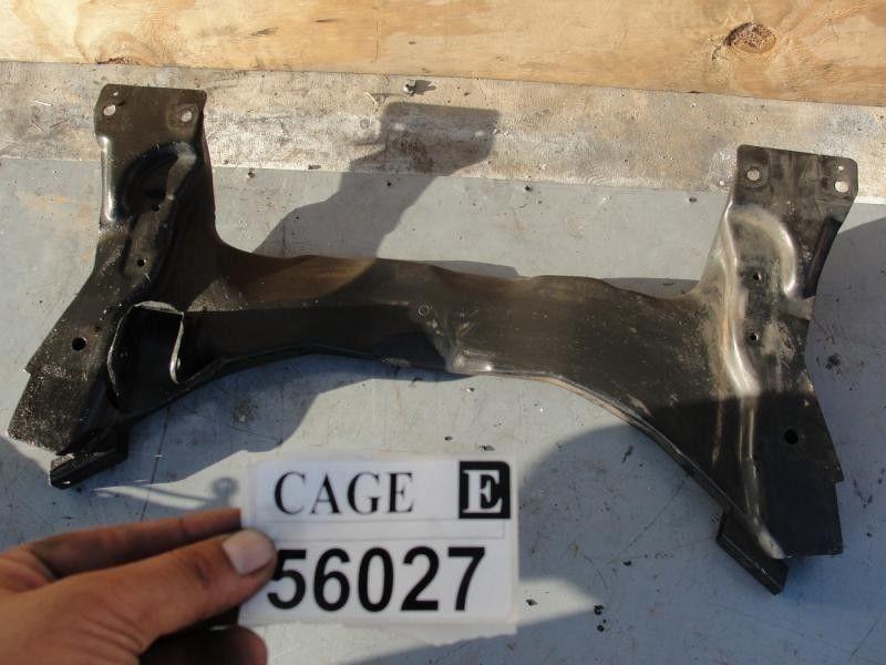 FREELANDER FRONT SUSPENSION CRADLE SUB FRAME CRADLE SUPPORT CROSS MEMBER ENGINE, US $249.99, image 5