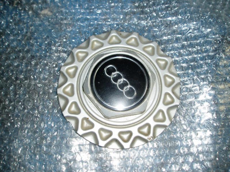 Audi 200 bbs center cap 