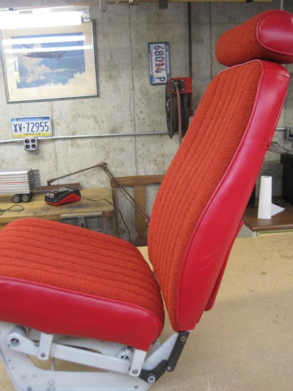 Buy Cessna 172 or 182 aircraft articulating seat in Mechanicsburg