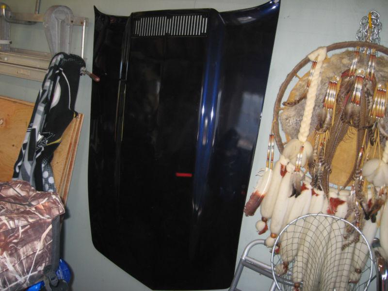 1974 corvette hood