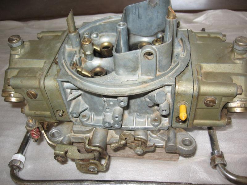 Holley 750 cfm double pumper carburetor list # 4779-7  no reserve!