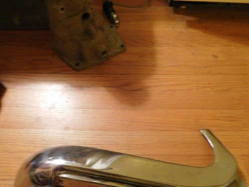 1957 ford rt sindsheild mldg