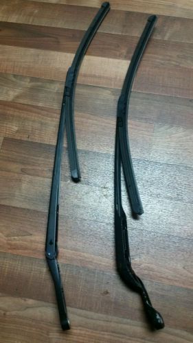 Audi 2005-2008 a6 c6 3.2  windshield wiper arms pair with blades  oem