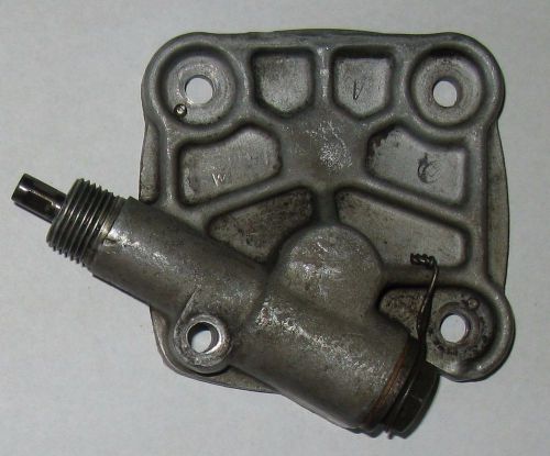 Porsche 356 b c sc oil pump cover with tach drive. 2