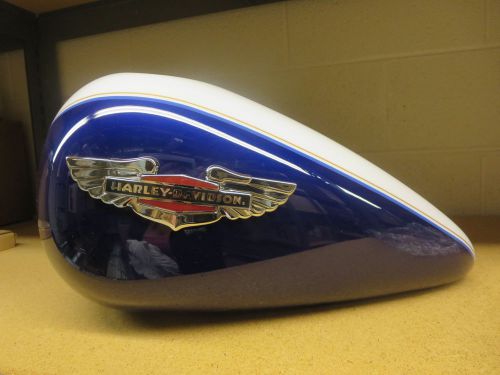 Harley gas tank 2006 2007 2008 deluxe flstn efi 62292-07chs