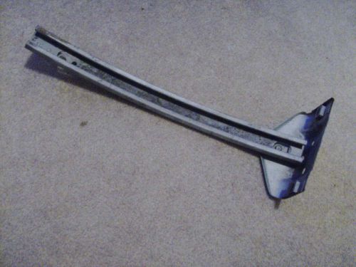 1970 1971 1972 1973 1974 challenger cuda door window glass track guide bracket