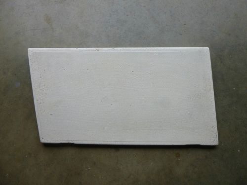 Catalina 22 starboard lazarette hatch