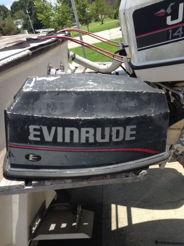 Evinrude 30 hp motor cover. 0283871 ,0285312