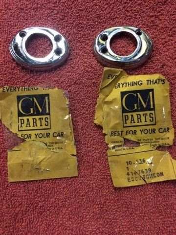 1942 1946 1947 1948 pontiac torpedo six nos outside door handle escutcheon pair