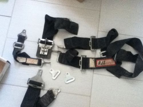 R.j.s. racing equipment inc. 5 point harness dated nov 07