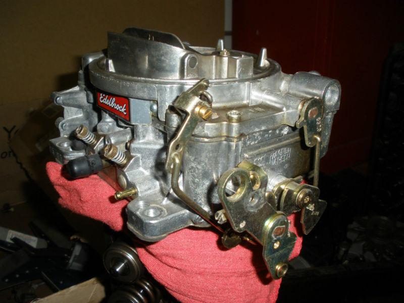 1405 Edelbrock 600 cfm manual choke works perfectly, fresh takeoff, sbc ford , US $20.50, image 5