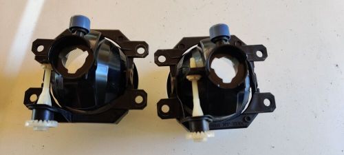 2017 Subaru forester XT OEM KOITO fog light housing and bracket 84501AJ060, US $105.00, image 4