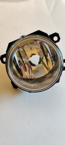 2017 Subaru forester XT OEM KOITO fog light housing and bracket 84501AJ060, US $105.00, image 5