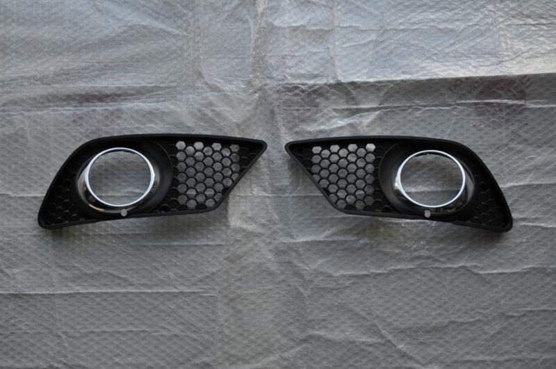  mercedes c-class 2008-11  w204  front bumper fog light covers / pair  oem  used