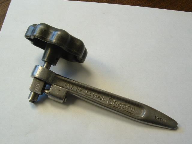 Triumph tr3 tr4 tr250 tr6  mgb   aston - snap-on   valve tappet adjusting tool 