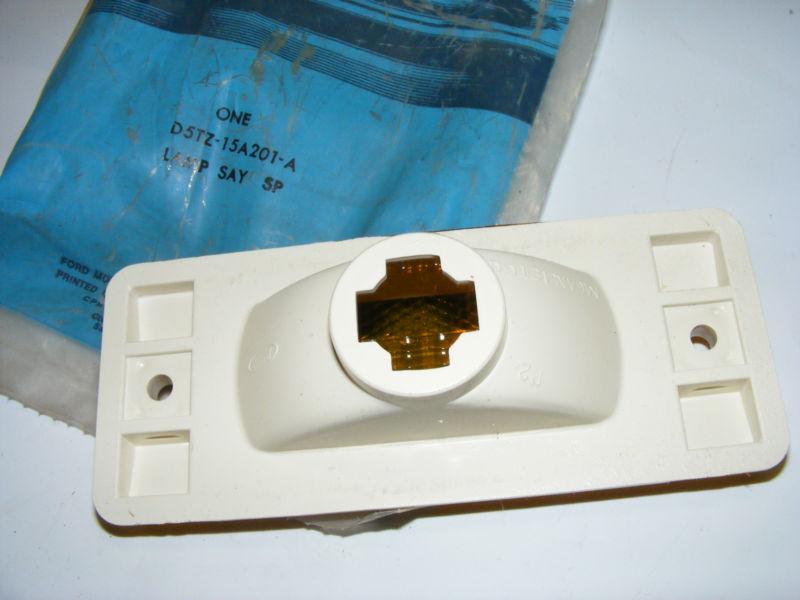 1975 FORD TRUCK BODY SIDE LAMP LENS HOUSING NOS NEW D5TZ-15A201-A, US $14.99, image 3