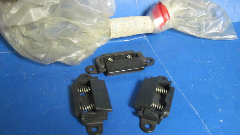 Mopar liftgate/tailgate wedges(3)stabilizers 1976 volare+aspen wagons