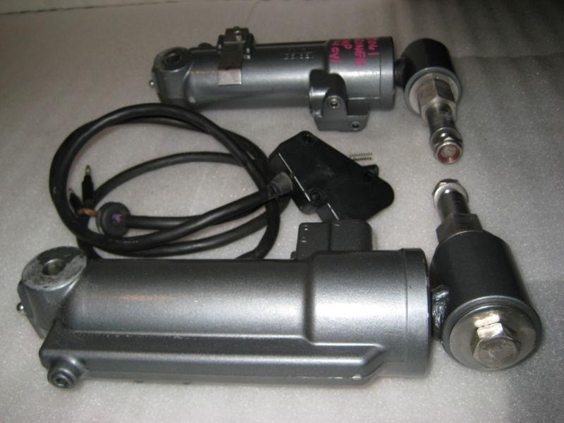 92194A20 Trim Cylinder Assemblies 1986 Mariner 45hp 4 Cylinder Outboard 0A918061, US $199.97, image 3