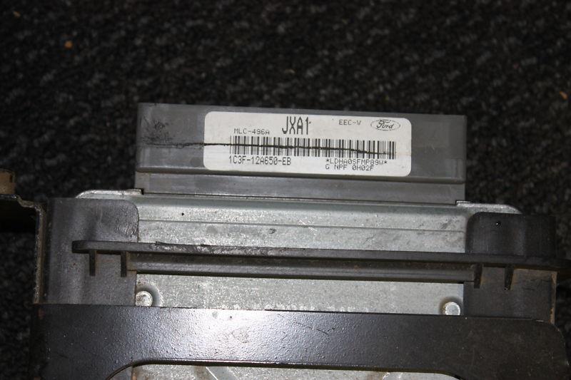 Buy 2001 Ford F250 Super Duty Engine Computer Box for a 5.4 Gas Engine