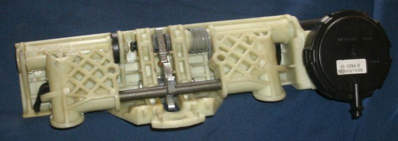 2000 mercedes s430 oem  rear headrest motor 40 0294 b