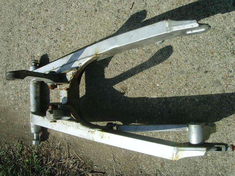 Kawasaki ninja 250r 99 swing arm 